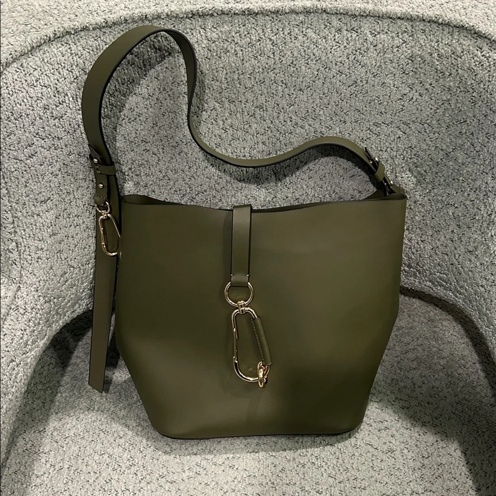 ✨BNWT - ZAC Zac Posen Handbags - Moss Belay Hobo Bag✨